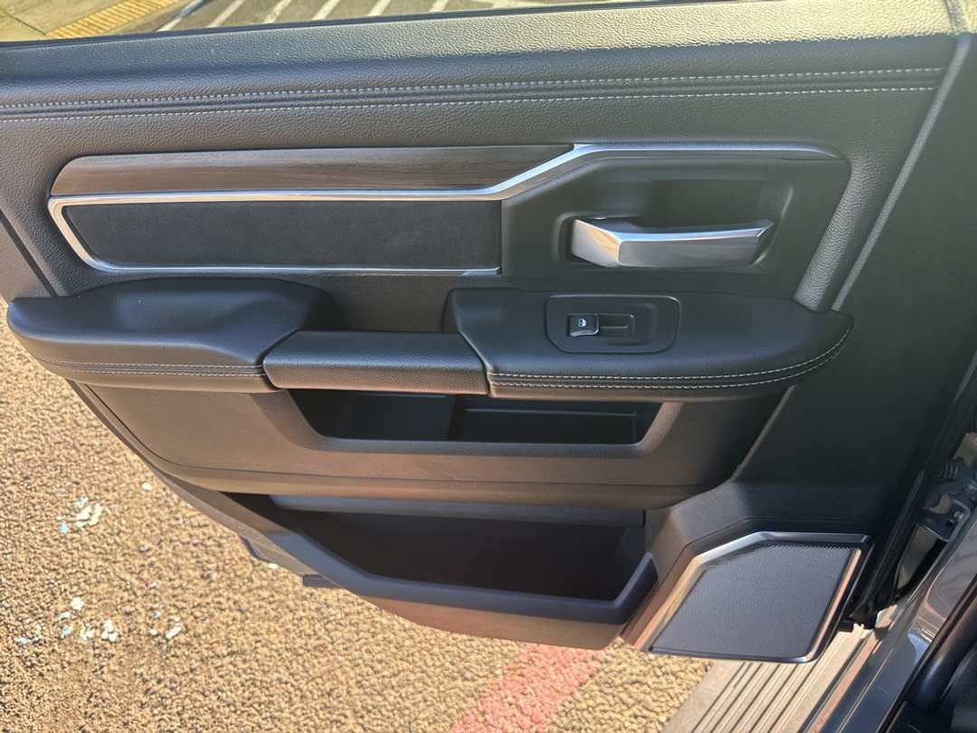 2026 Ram 2500 Laramie - Image 26