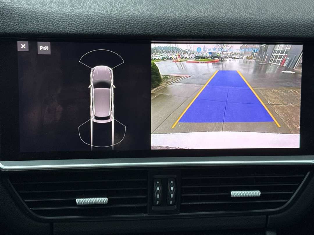 2021 Porsche Cayenne Base - Image 18