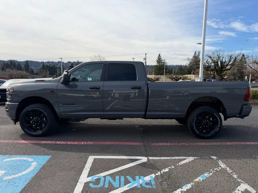 2026 Ram 3500 Big Horn - Image 5