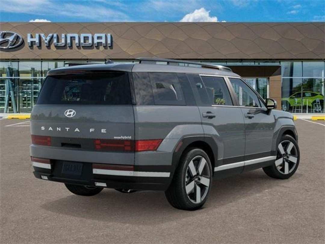 2026 Hyundai Santa Fe Limited - Image 4