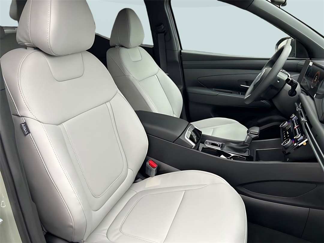 2026 Hyundai Santa Cruz SEL - Image 11