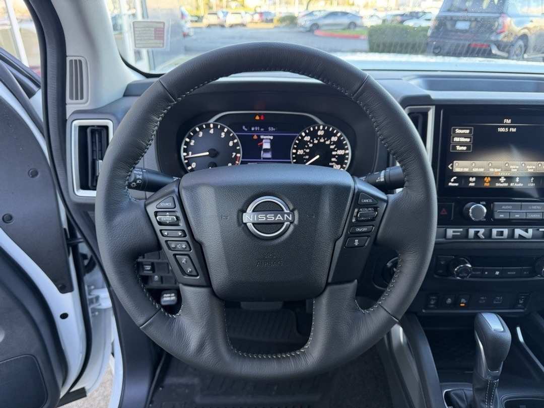 2026 Nissan Frontier SV - Image 17