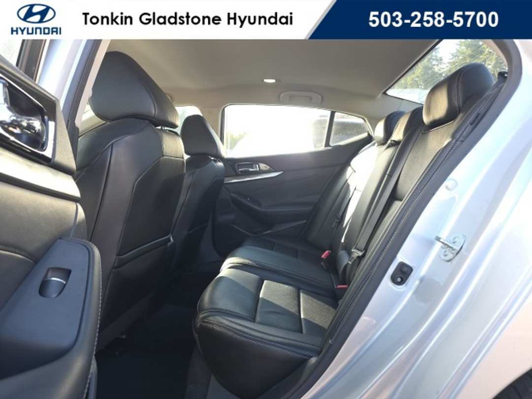 2023 Nissan Maxima SV - Image 26