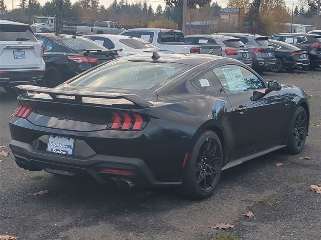 2025 Ford Mustang GT Premium - Image 5