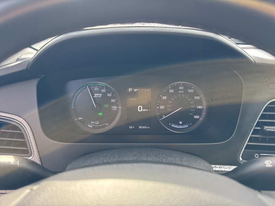 2016 Hyundai Sonata Base - Image 20