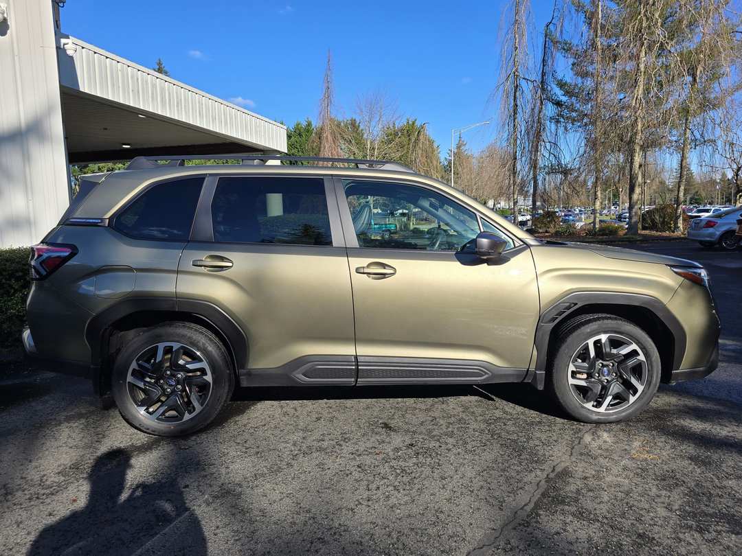2025 Subaru Forester Limited - Image 3