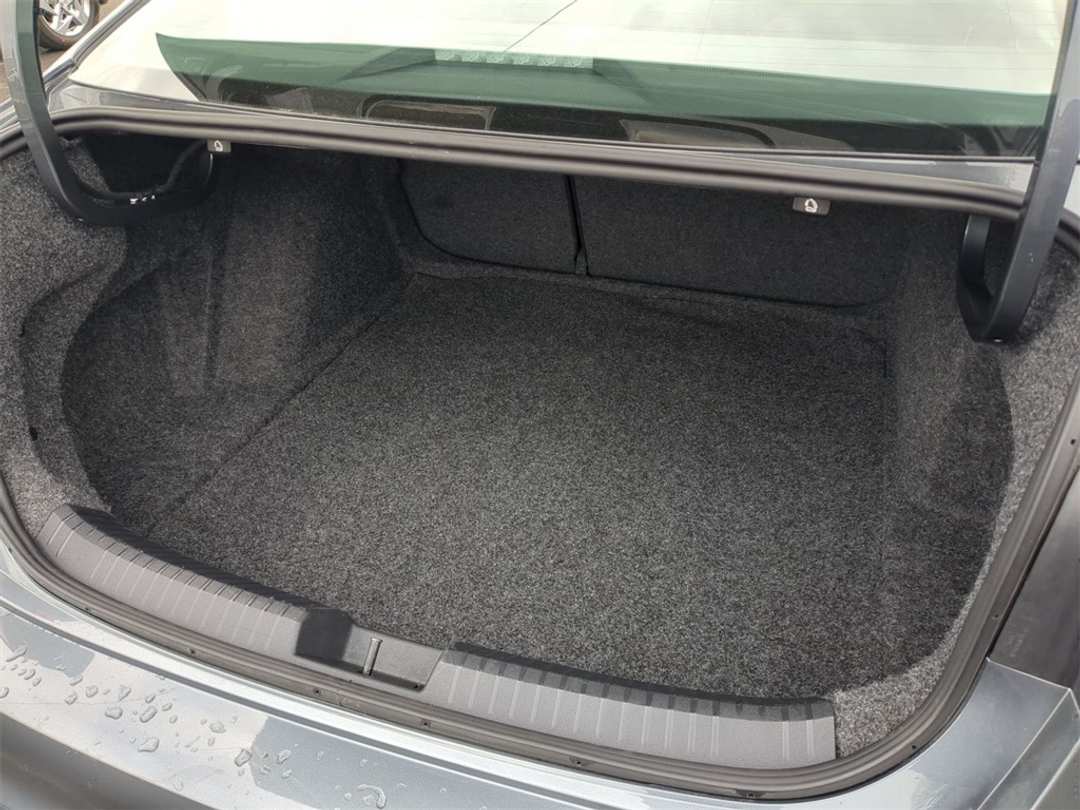 2025 Volkswagen Jetta 1.5T S - Image 23