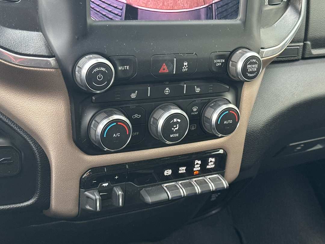 2022 Ram 2500 Laramie - Image 18