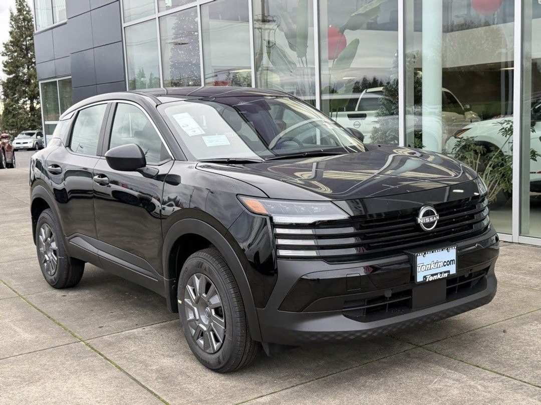 2026 Nissan Kicks S - Image 2