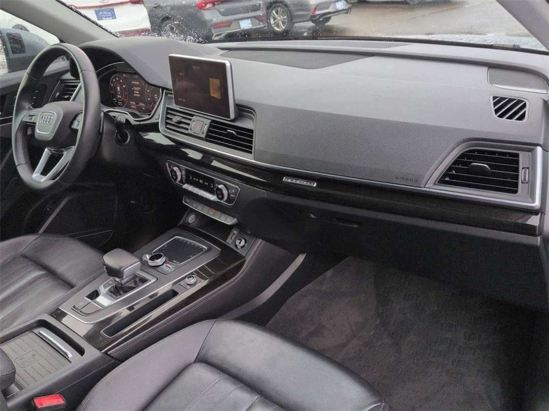 2020 Audi Q5 45 Premium Plus - Image 33