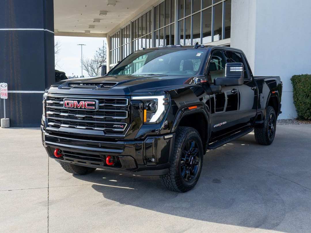 2025 GMC Sierra 3500Hd AT4 - Image 3
