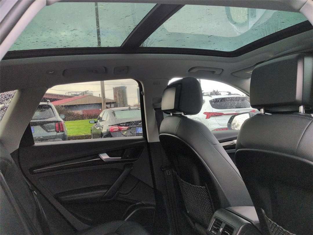 2020 Audi Q5 45 Premium Plus - Image 31