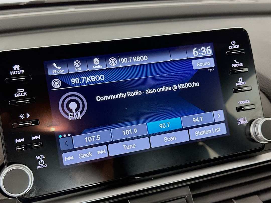 2022 Honda Accord Sport - Image 15