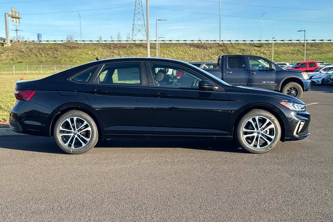 2026 Volkswagen Jetta 1.5T Sport - Image 2
