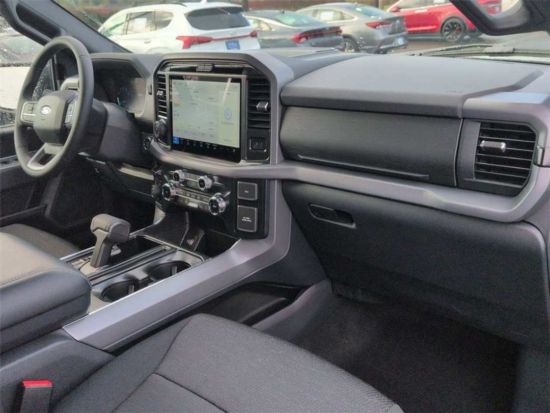 2026 Ford F-150 XLT - Image 30