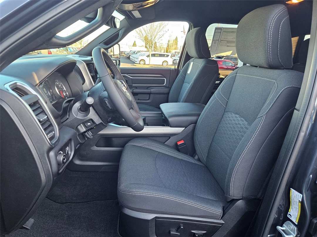 2026 Ram 3500 Big Horn - Image 14