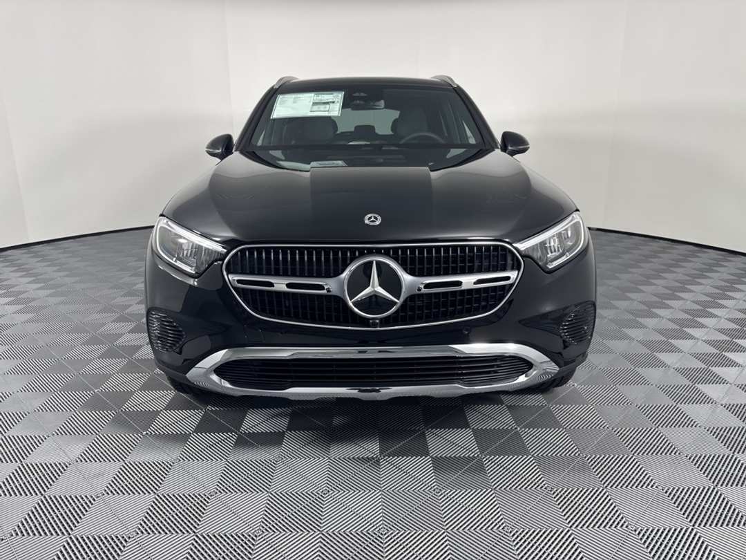 2026 Mercedes-Benz GLC GLC 300 - Image 2