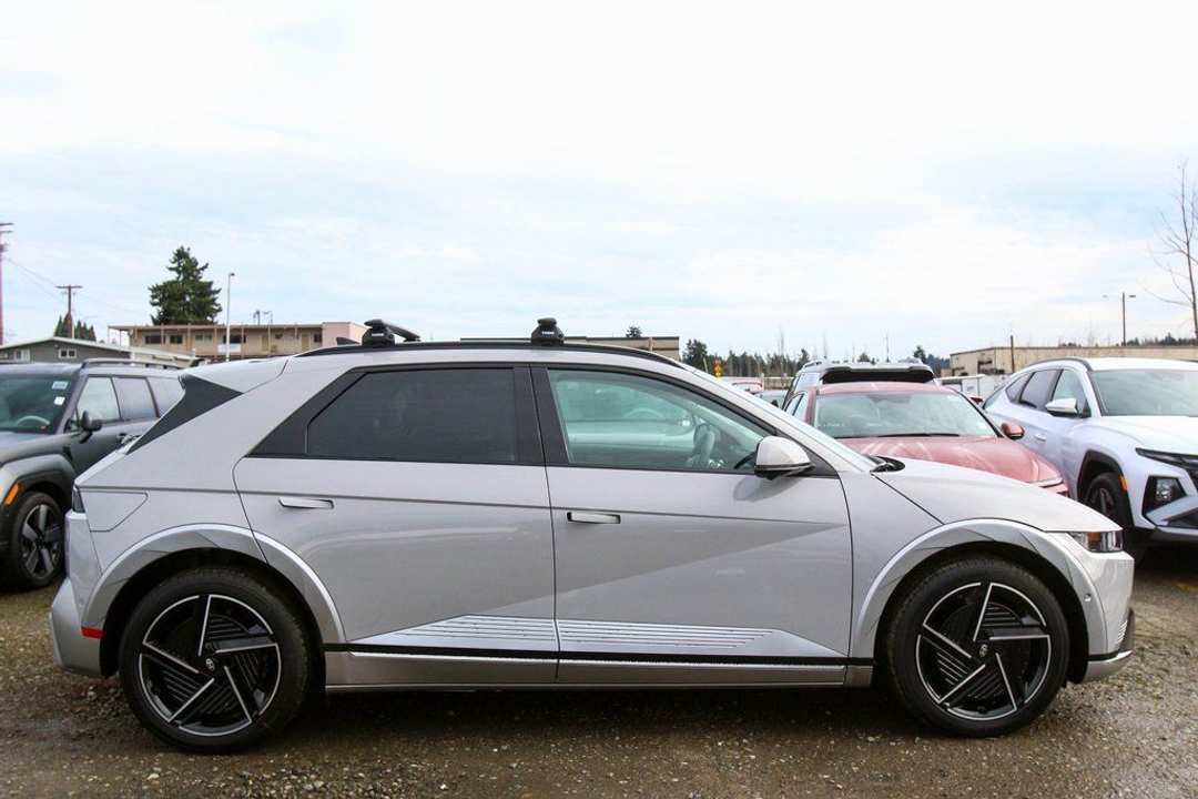 2026 Hyundai Ioniq 5 Limited - Image 3