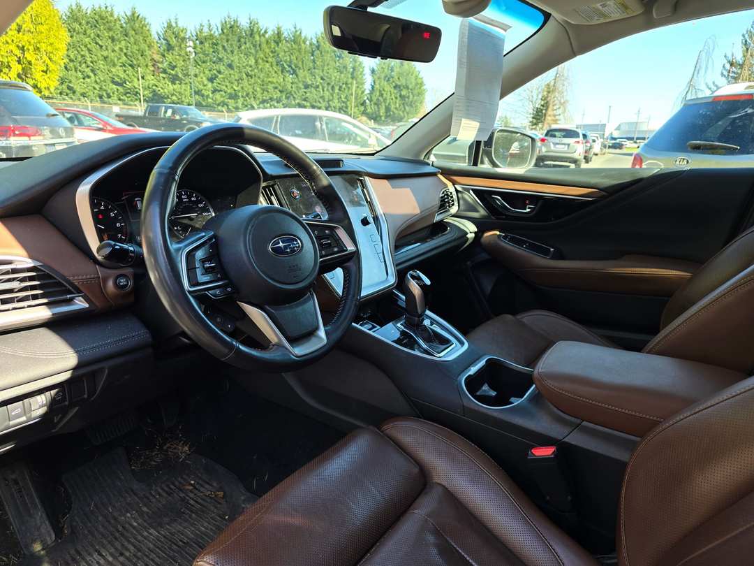 2022 Subaru Outback Touring - Image 3