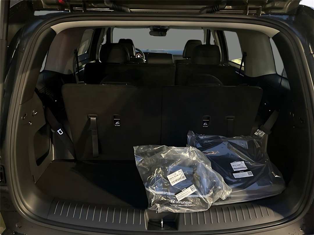 2026 Hyundai Santa Fe XRT - Image 13