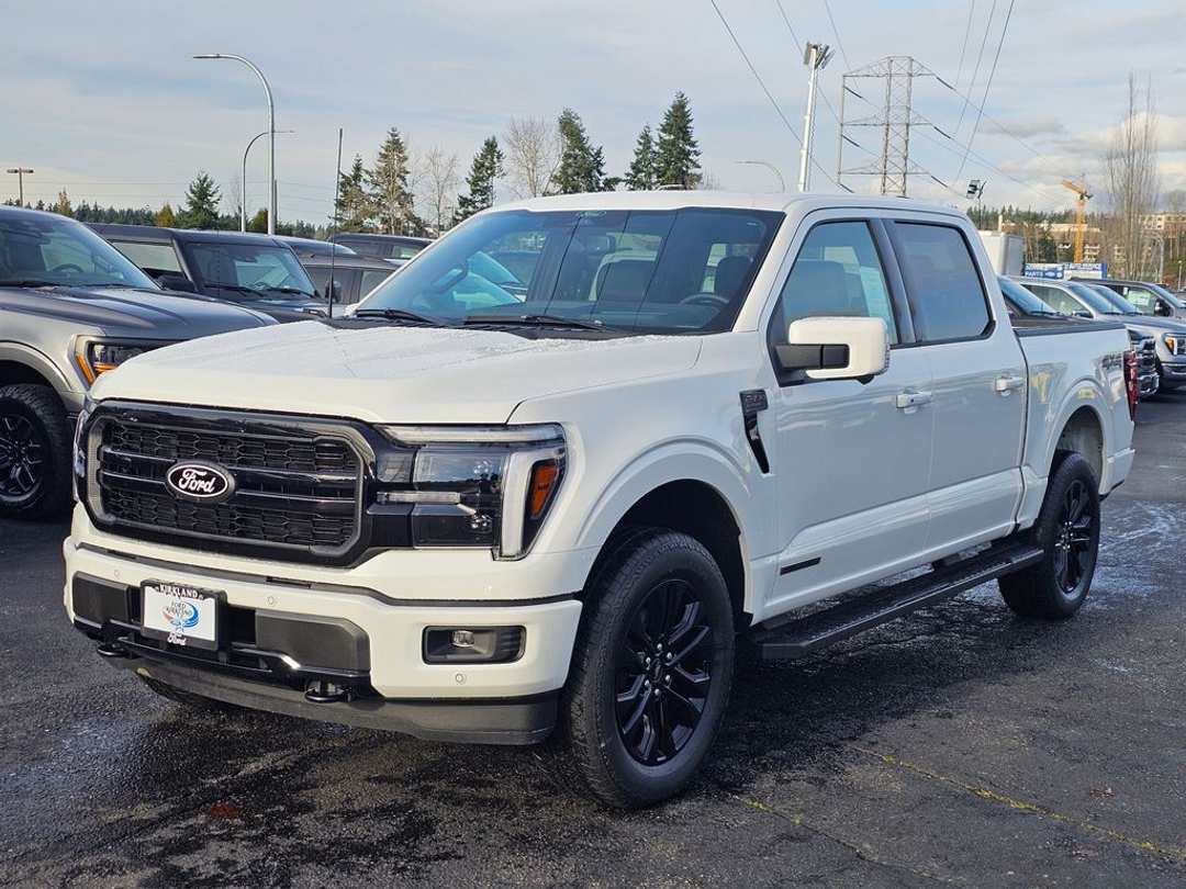 2025 Ford F-150 Lariat - Image 3
