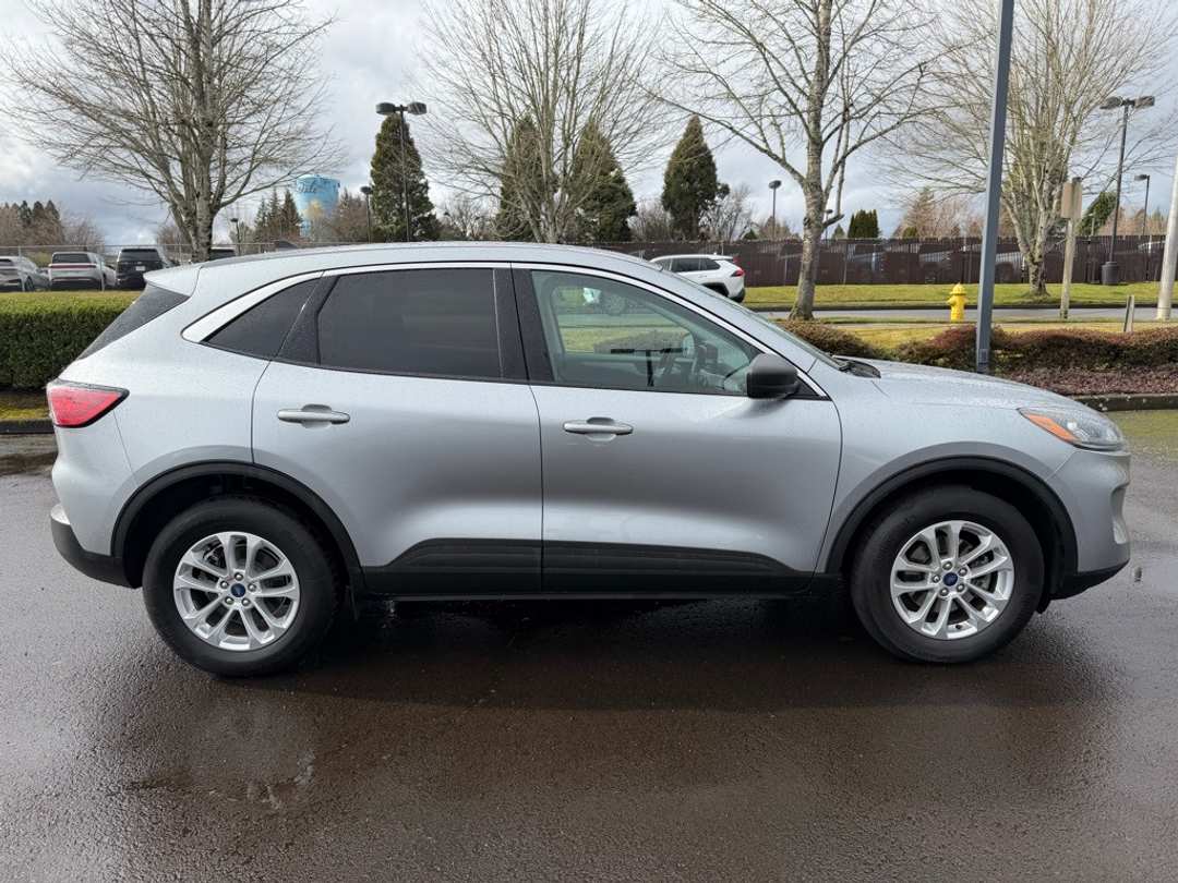 2022 Ford Escape SE - Image 9