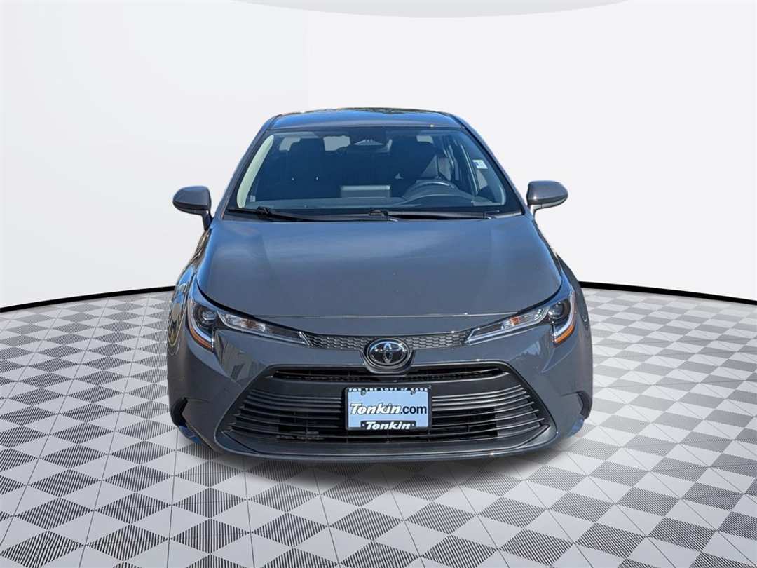 2025 Toyota Corolla LE - Image 9