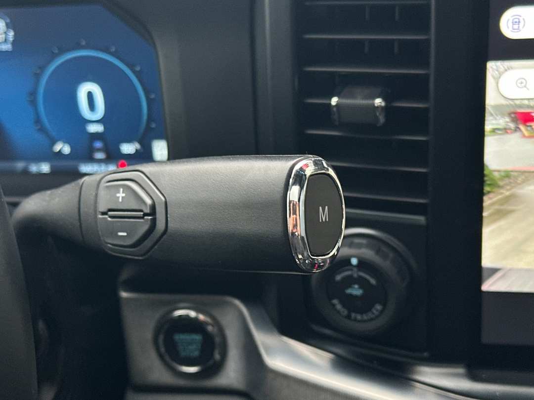 2025 Ford F-350Sd Platinum - Image 20