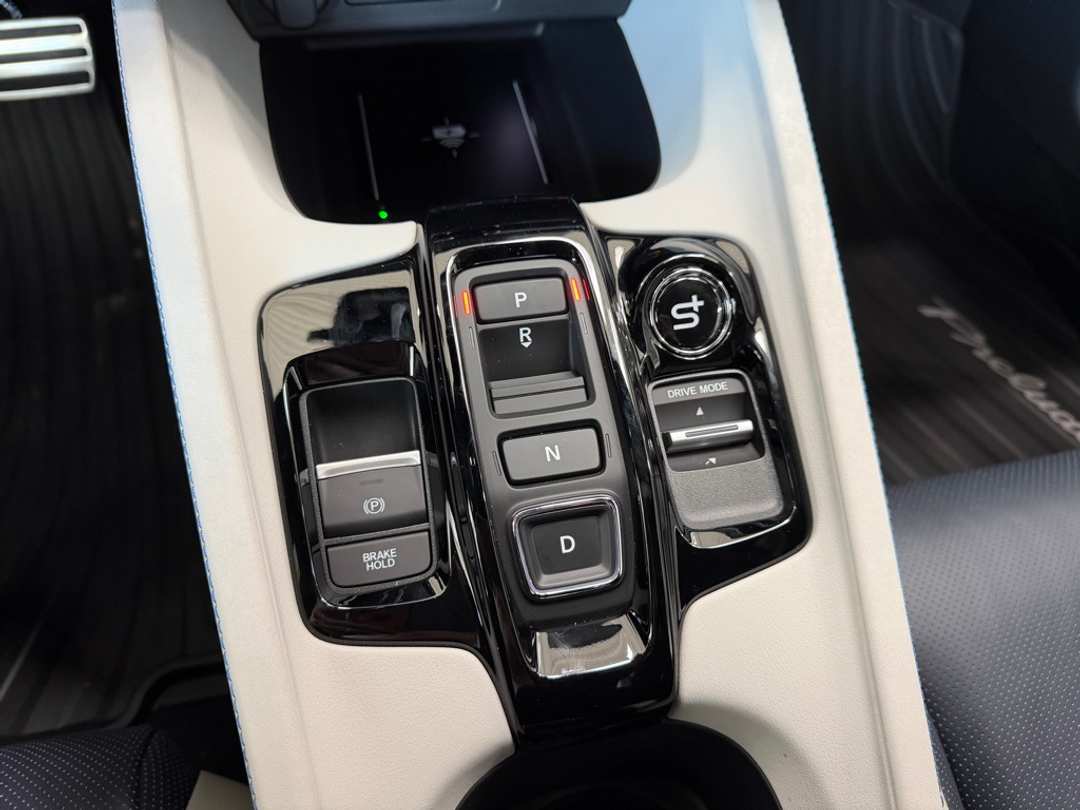 2026 Honda Prelude 2Tone - Image 23