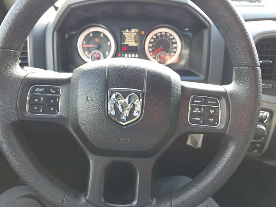 2017 Ram 1500 Tradesman - Image 12