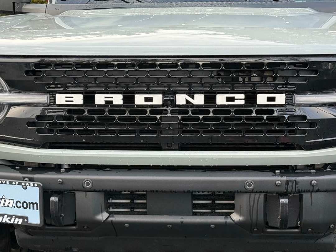 2024 Ford Bronco Wildtrak - Image 5