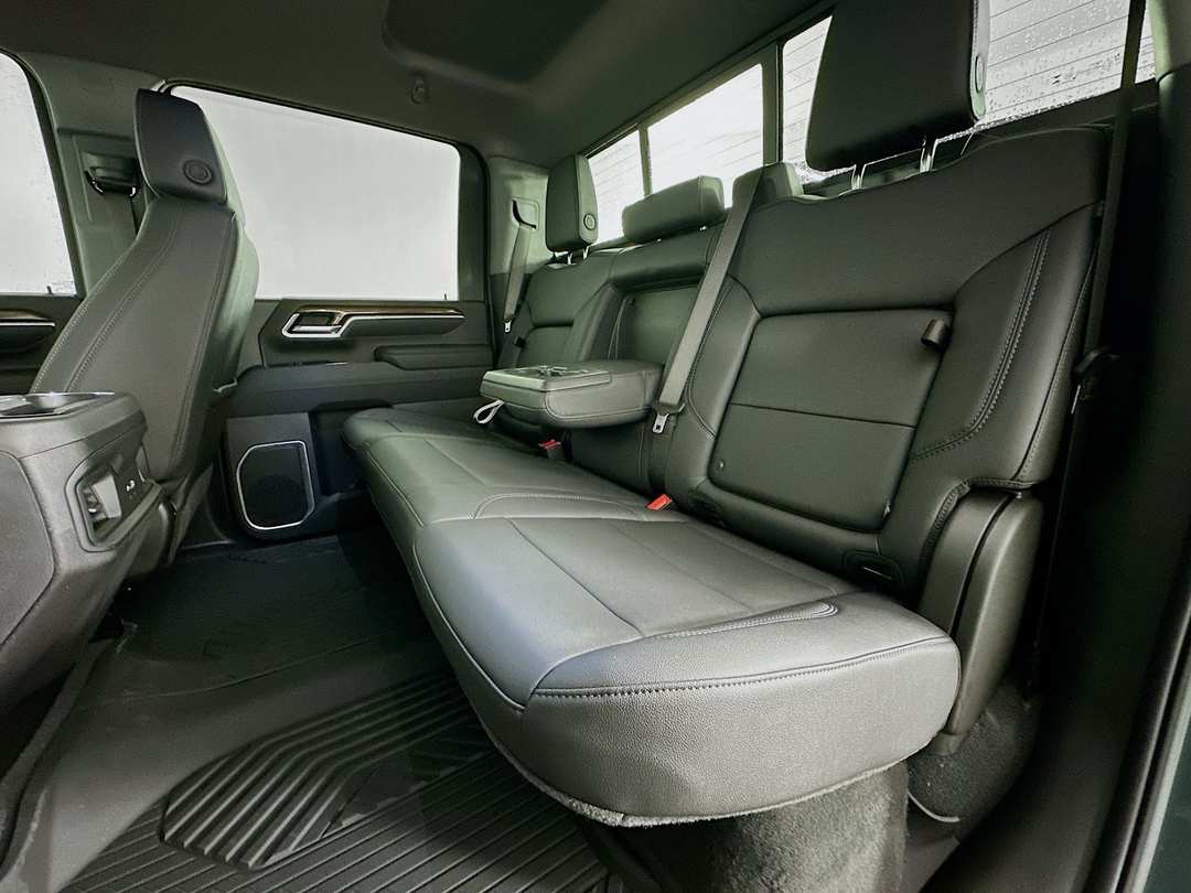 2025 Chevrolet Silverado 2500Hd LT - Image 26