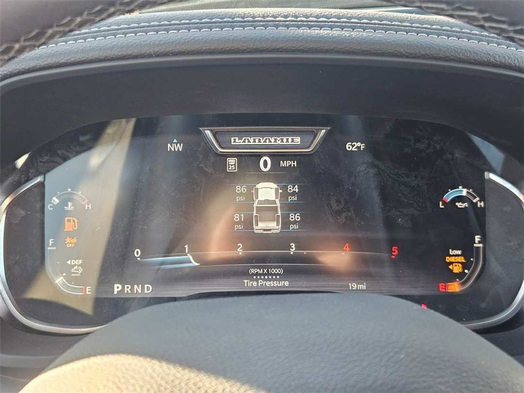 2026 Ram 2500 Laramie - Image 16
