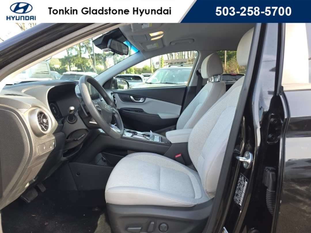 2023 Hyundai Kona SE - Image 9