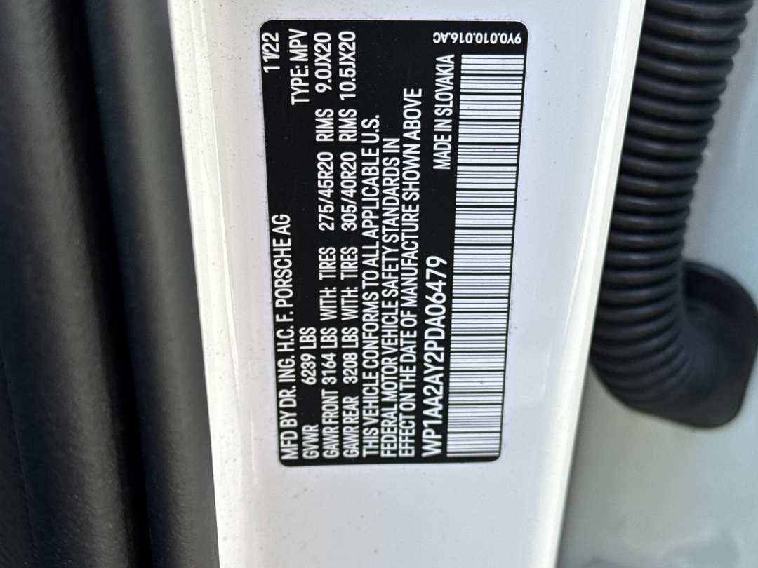 2023 Porsche Cayenne Platinum Edition - Image 27