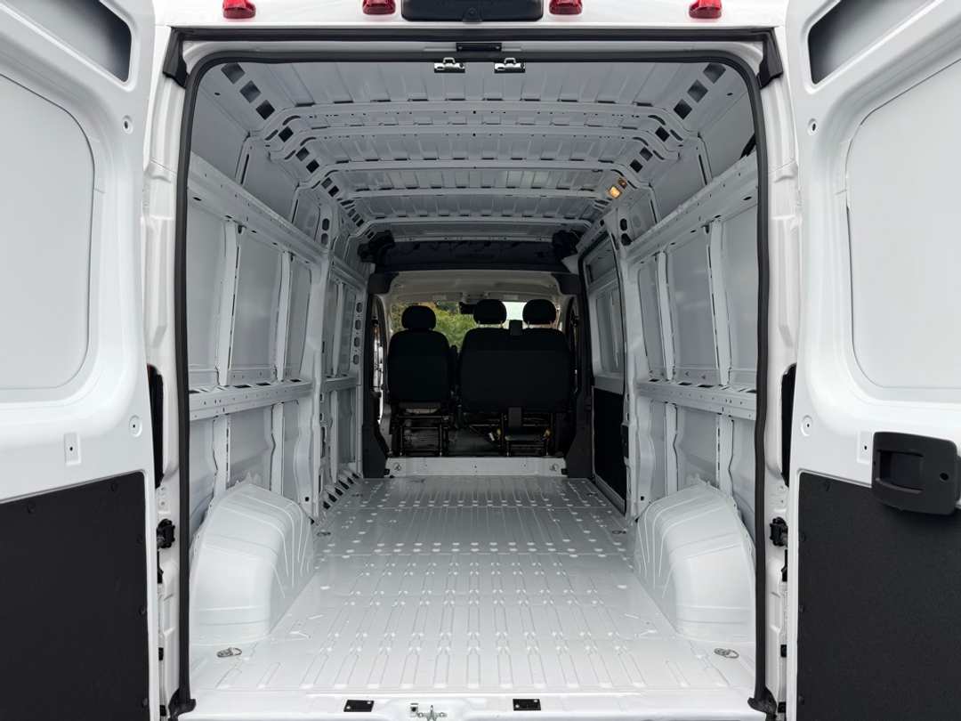 2026 Ram Promaster 2500 High Roof - Image 11