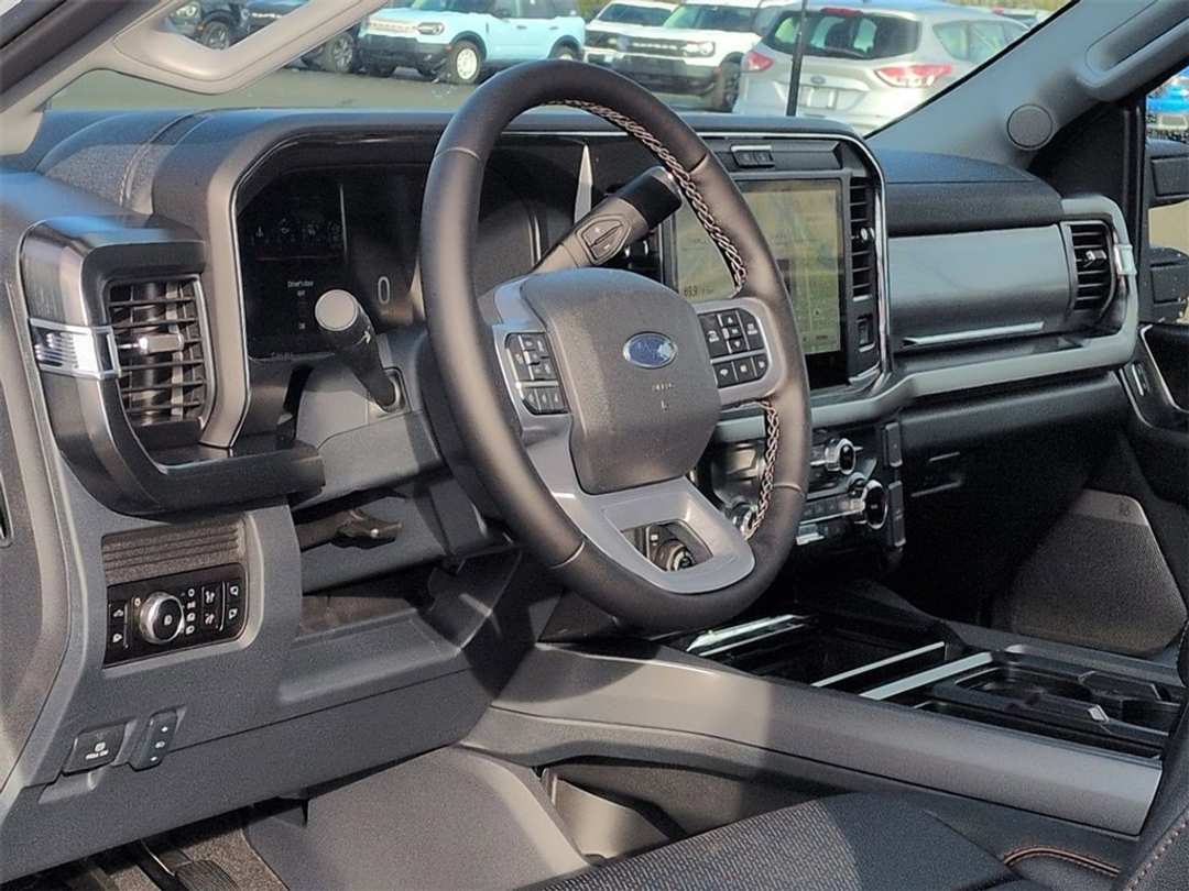 2026 Ford F-350Sd Lariat - Image 12