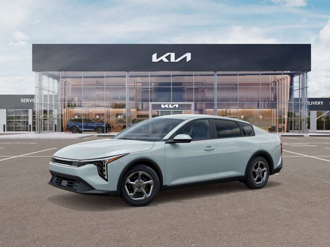 2026 Kia K4 LXS - Image 3