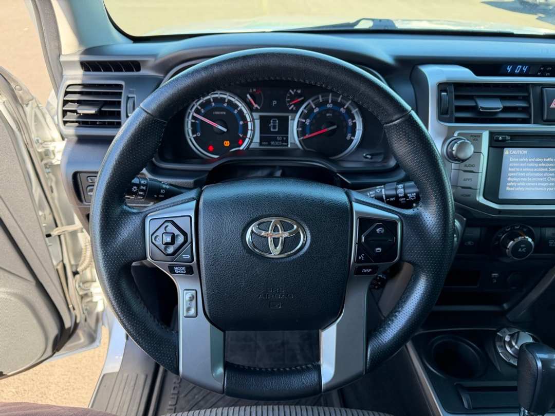 2017 Toyota 4Runner SR5 - Image 19