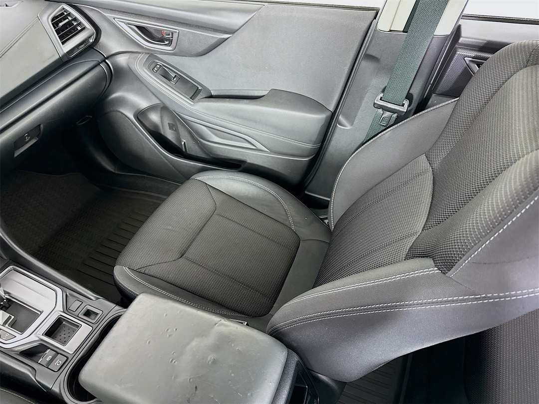 2020 Subaru Forester Base - Image 21