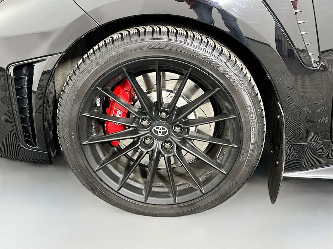 2025 Toyota Gr Corolla Premium - Image 32