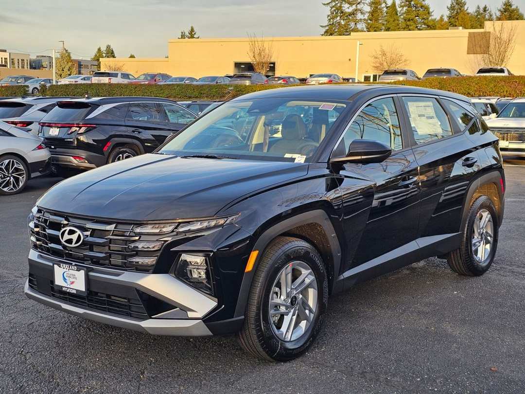 2026 Hyundai Tucson SE - Image 3