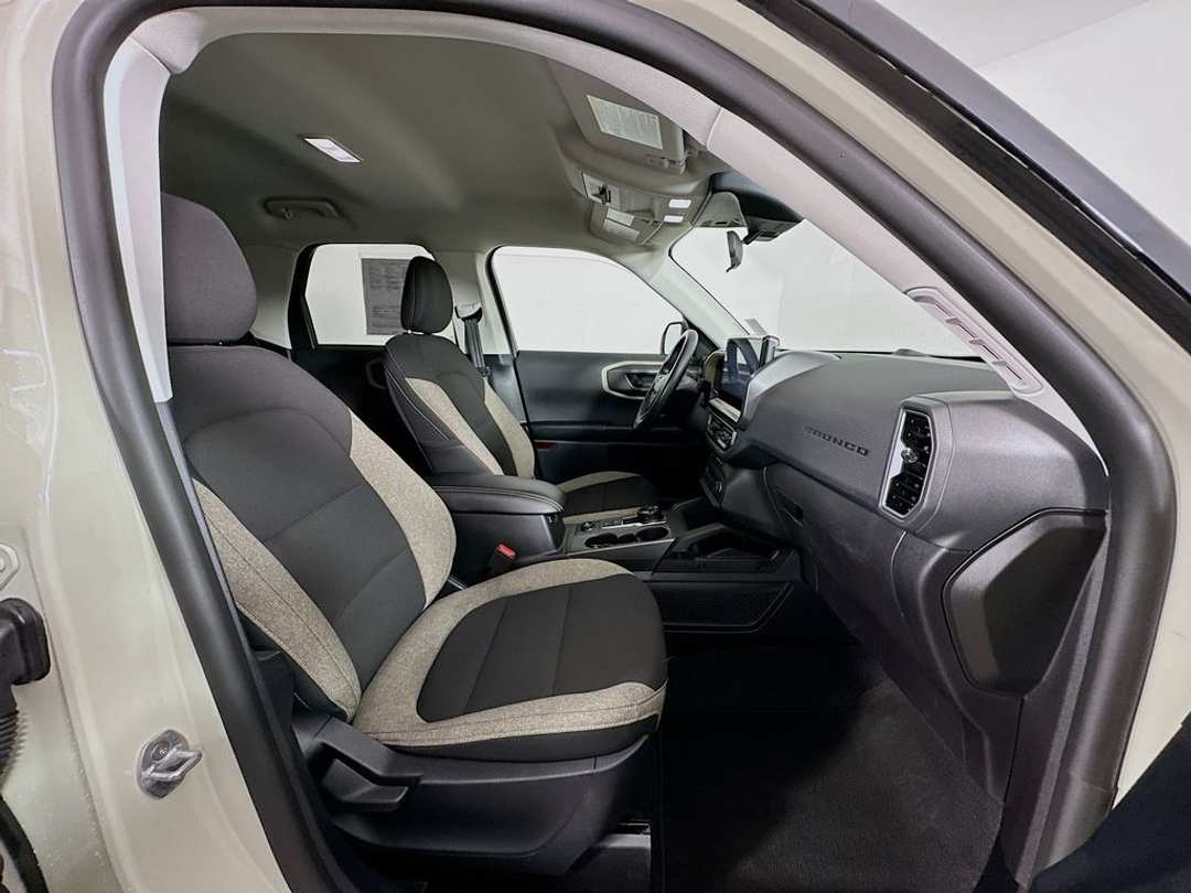 2025 Ford Bronco Sport Big Bend - Image 27