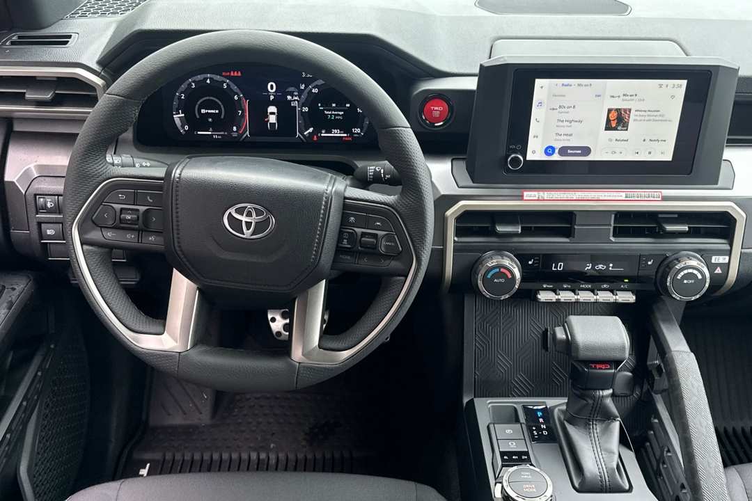 2025 Toyota Tacoma TRD OffRoad - Image 14