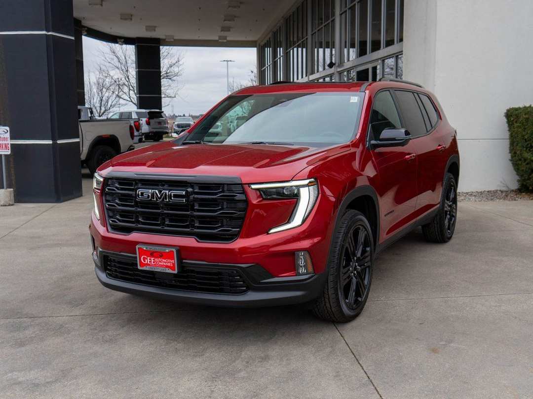 2026 GMC Acadia Elevation - Image 3