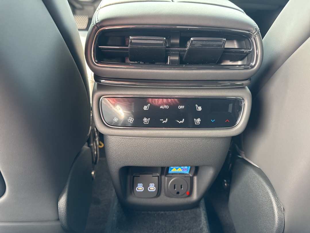 2026 Genesis Gv80 3.5T Prestige - Image 44