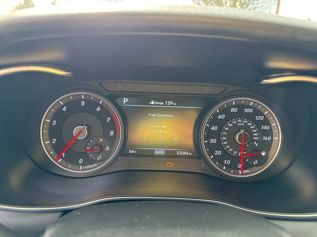 2019 Genesis G70 2.0T Advanced - Image 23