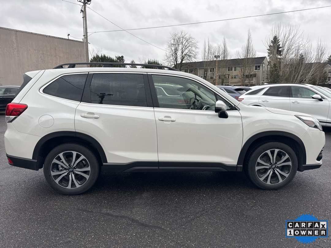 2023 Subaru Forester Limited - Image 11