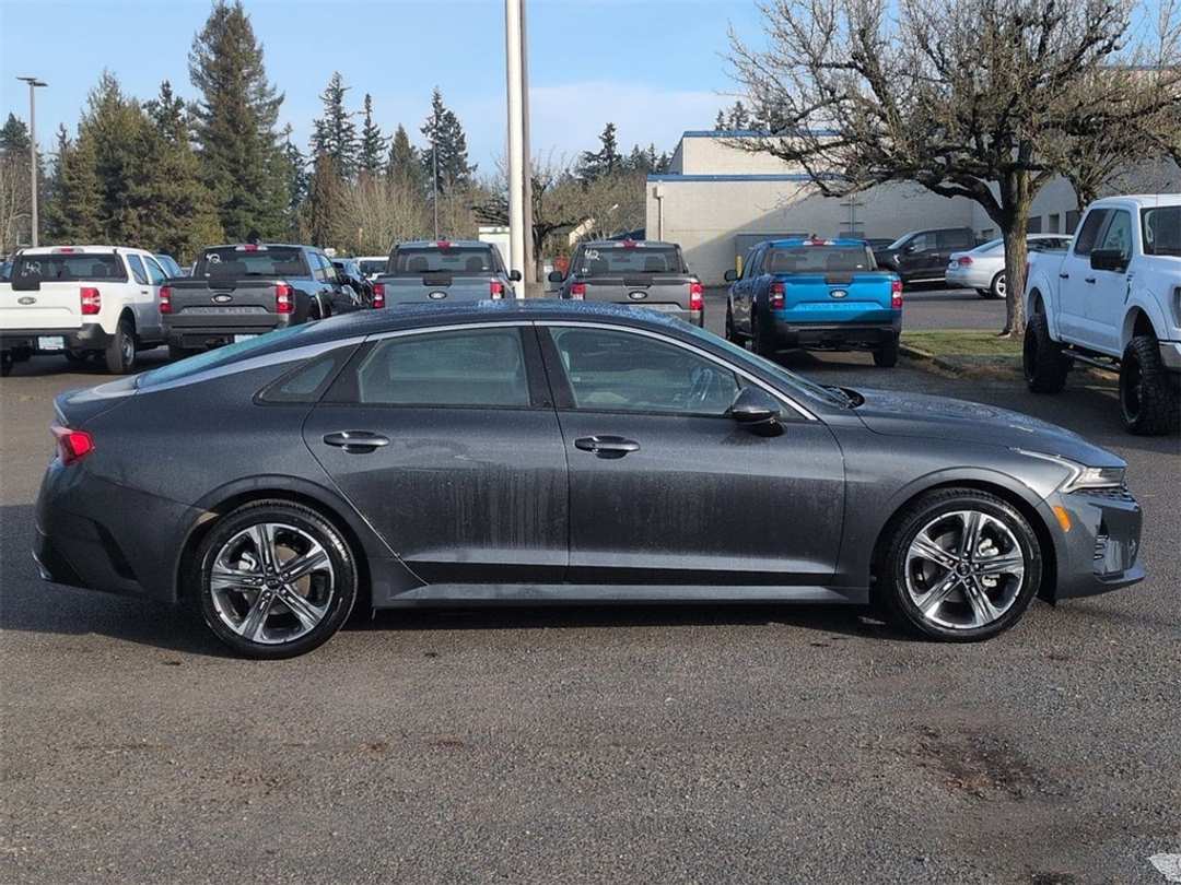 2021 Kia K5 EX - Image 6