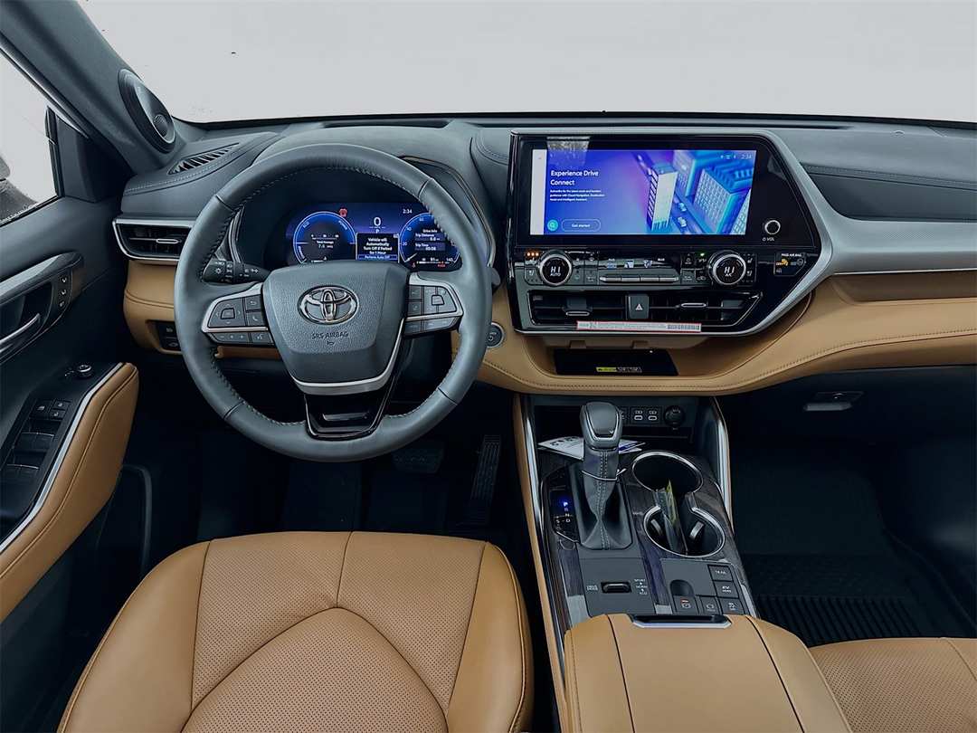 2026 Toyota Highlander Platinum - Image 24
